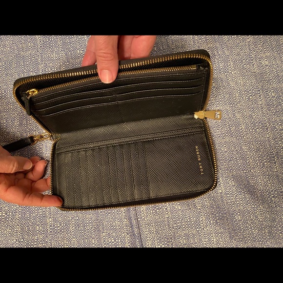 Black Tori Burch Wallet - Picture 4 of 8